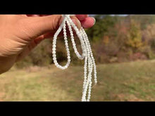 Charger et lire la vidéo dans la visionneuse de la Galerie, Perles en nacre blanche entre 2 et 12mm
