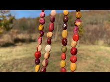 Charger et lire la vidéo dans la visionneuse de la Galerie, Perles en jaspe mookaite, petits galets