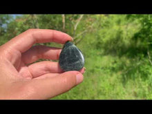 Charger et lire la vidéo dans la visionneuse de la Galerie, VENDU Apatite verte 4