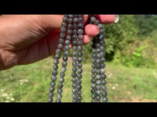 Charger et lire la vidéo dans la visionneuse de la Galerie, Perles en labradorite entre 6 et 10mm LQ