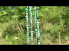 Charger et lire la vidéo dans la visionneuse de la Galerie, Perles en chrysoprase entre 4 et 10mm