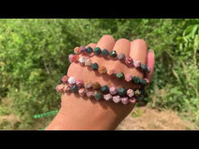 Charger et lire la vidéo dans la visionneuse de la Galerie, Perles en jaspe océan, forme diamant entre 6 et 8mm