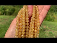 Charger et lire la vidéo dans la visionneuse de la Galerie, Perles en quartz à inclusions de rutile entre 4 et 12mm QRU
