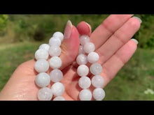 Charger et lire la vidéo dans la visionneuse de la Galerie, Perles en labradorite blanche entre 4 et 12mm LBD