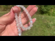 Charger et lire la vidéo dans la visionneuse de la Galerie, Perles en labradorite blanche entre 4 et 10mm LBS