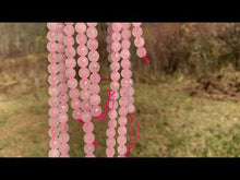 Charger et lire la vidéo dans la visionneuse de la Galerie, Perles en quartz rose facettées non transparentes entre 4 et 12mm