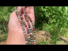 Charger et lire la vidéo dans la visionneuse de la Galerie, Perles en jaspe polychrome, forme diamant entre 6 et 10mm