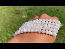 Charger et lire la vidéo dans la visionneuse de la Galerie, Perles en labradorite blanche entre 4 et 12mm LBD