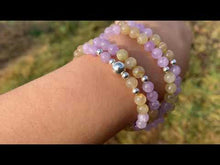 Charger et lire la vidéo dans la visionneuse de la Galerie, Mala "Un vent de liberté"