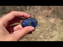 Charger et lire la vidéo dans la visionneuse de la Galerie, VENDU Labradorite 4