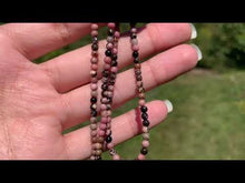 Charger et lire la vidéo dans la visionneuse de la Galerie, Perles en rhodonite entre 3 et 12mm