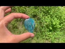 Charger et lire la vidéo dans la visionneuse de la Galerie, VENDU Apatite bleue 5