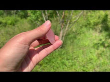 Charger et lire la vidéo dans la visionneuse de la Galerie, Coeurs en quartz rose