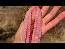 Charger et lire la vidéo dans la visionneuse de la Galerie, Perles en quartz rose, disque bombé