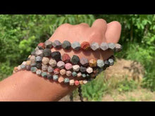 Charger et lire la vidéo dans la visionneuse de la Galerie, Perles en jaspe polychrome, forme diamant entre 6 et 10mm