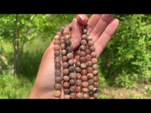 Charger et lire la vidéo dans la visionneuse de la Galerie, Perles en microcline entre 4 et 10mm