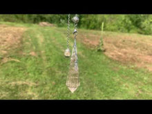 Charger et lire la vidéo dans la visionneuse de la Galerie, Pendule en quartz avec inclusions de rutile