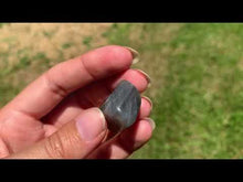 Charger et lire la vidéo dans la visionneuse de la Galerie, Labradorite, pierre roulée