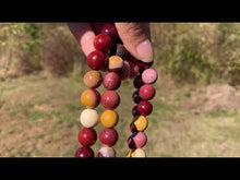 Charger et lire la vidéo dans la visionneuse de la Galerie, Perles en jaspe mookaite entre 2 et 12mm