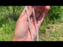 Charger et lire la vidéo dans la visionneuse de la Galerie, Perles en pierre de lune blanche, disque facetté