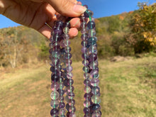 Charger l'image dans la galerie, Perles en fluorite / fluorine entre 8 et 10mm