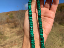 Charger l'image dans la galerie, Perles en malachite