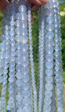Charger l'image dans la galerie, Perles en calcédoine bleue CU, entre 4 et 10mm