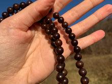 Charger l'image dans la galerie, Perles en ébène entre 6 et 10mm