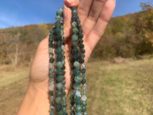 Charger l'image dans la galerie, Perles en agate mousse, forme diamant entre 6 et 8mm