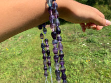 Charger l'image dans la galerie, Perles en fluorite / fluorine, forme goutte