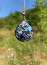 Charger l'image dans la galerie, Bélière papillon de taille moyenne (argentée, dorée, rosée)