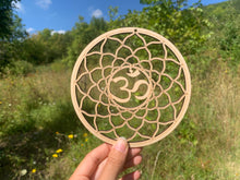 Charger l'image dans la galerie, Om en bois