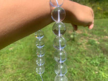 Charger l'image dans la galerie, Perles en cristal de roche moyennement inclus entre 2 et 20mm