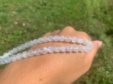 Charger l'image dans la galerie, Perles en labradorite blanche entre 4 et 10mm LBS