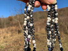 Charger l'image dans la galerie, Perles en jaspe zebré noir entre 4 et 12mm