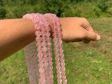 Charger l'image dans la galerie, Perles en quartz rose transparentes entre 4 et 12mm QRU