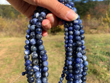 Charger l'image dans la galerie, Perles en sodalite entre 4 et 14mm SD