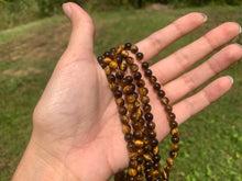 Charger l'image dans la galerie, Perles en oeil de tigre entre 2 et 14mm OTD