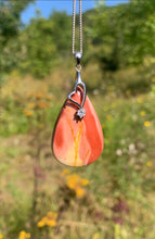 Charger l'image dans la galerie, Bélière coeur penché, taille moyenne (argentée, dorée, rosée)