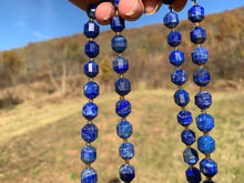 Charger l'image dans la galerie, Perles en lapis-lazuli entre 8 et 10mm
