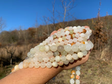 Charger l'image dans la galerie, Perles en aragonite entre 4 et 12mm