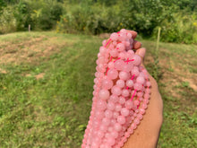 Charger l'image dans la galerie, Perles en quartz rose non transparentes entre 4 et 12mm QRD