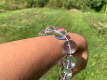 Charger l'image dans la galerie, Perles en cristal de roche quasiment sans inclusions entre 2 et 20mm