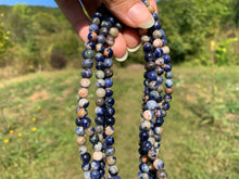 Charger l'image dans la galerie, Perles en sodalite entre 6 et 8mm ST