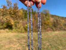 Charger l'image dans la galerie, Perles en iolite