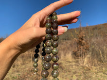Charger l'image dans la galerie, Perles en jaspe sang de dragon entre 4 et 12mm