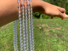 Charger l'image dans la galerie, Perles en cristal de roche quasiment sans inclusions entre 2 et 20mm