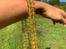 Charger l'image dans la galerie, Perles en quartz à inclusions de rutile entre 6 et 12mm QRD