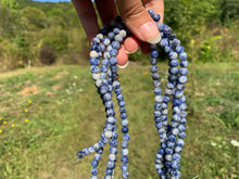 Charger l'image dans la galerie, Perles en roche entre 4 et 12mm