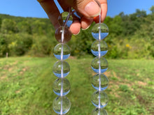 Charger l'image dans la galerie, Perles en cristal de roche quasiment sans inclusions entre 2 et 20mm